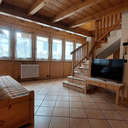 Appartamento Fiocco Di Neve Кампителло-ди-Фасса Экстерьер фото